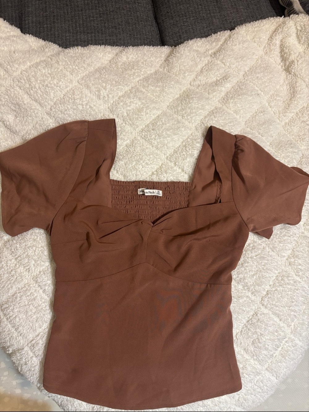 EUC Abercrombie & Fitch Mauve Flowy Sleeve Sweetheart Crop Top, Sz. XS
